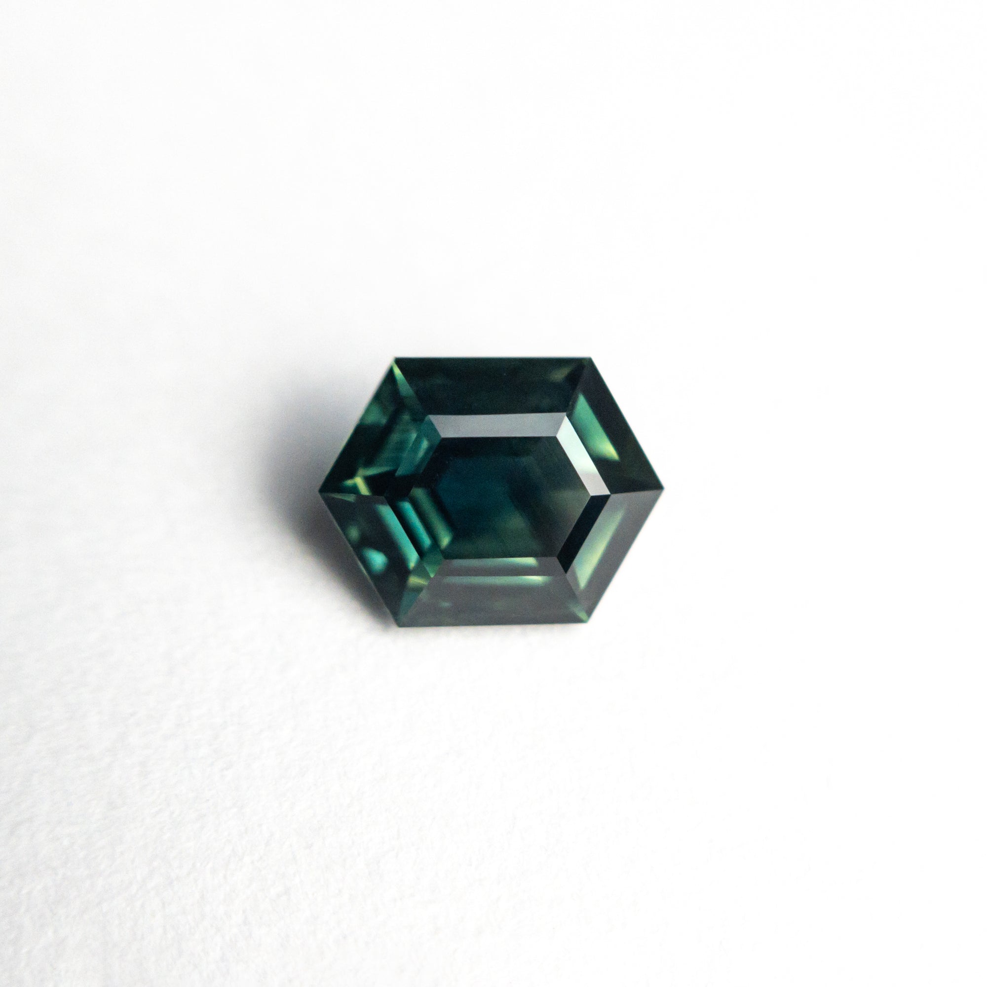 0.94ct 6.77x5.24x3.17mm Hexagon Step Cut Sapphire 22313-04