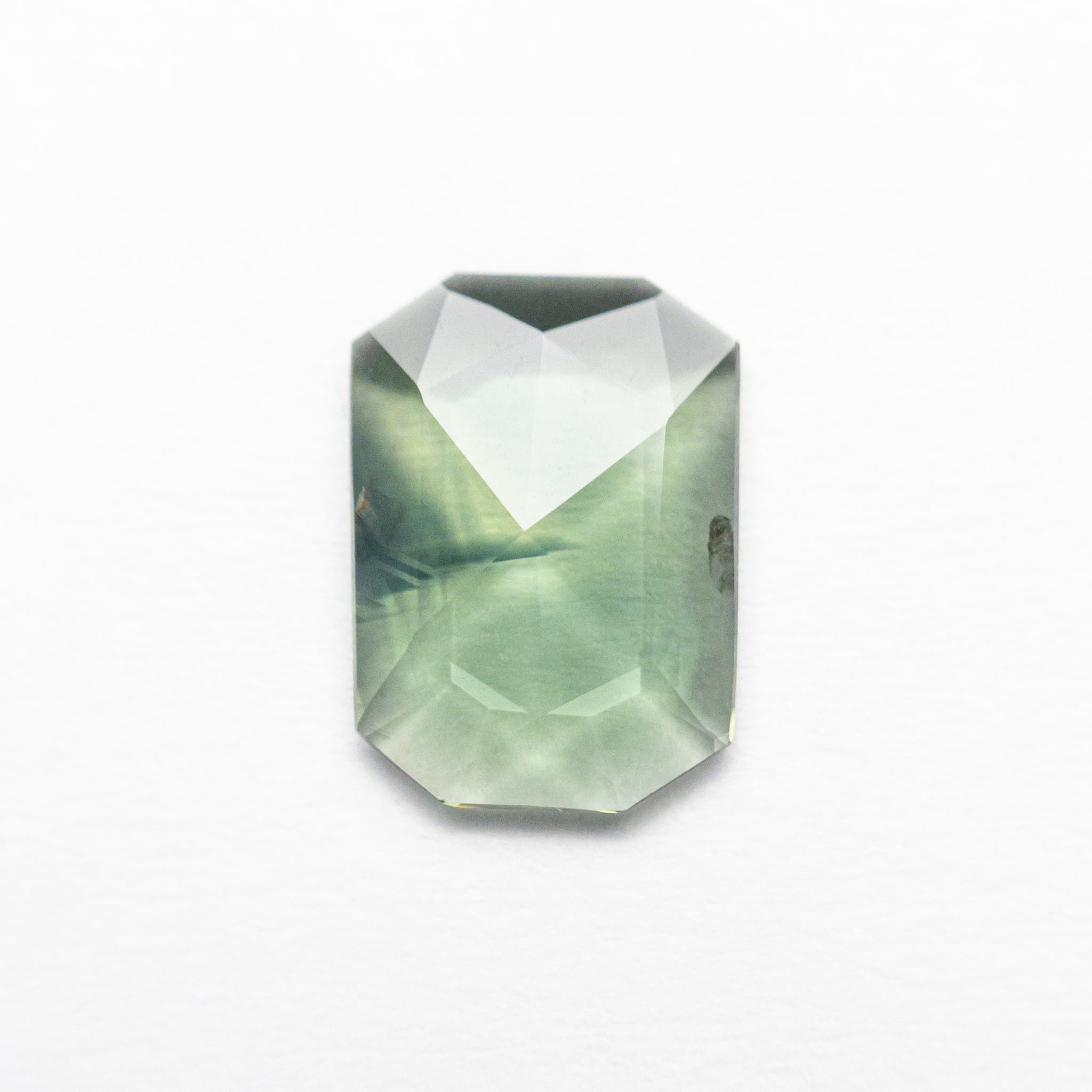 0.95ct 8.29x6.03x1.69mm Cut Corner Rectangle Portrait Cut Sapphire 234 -  Misfit Diamonds