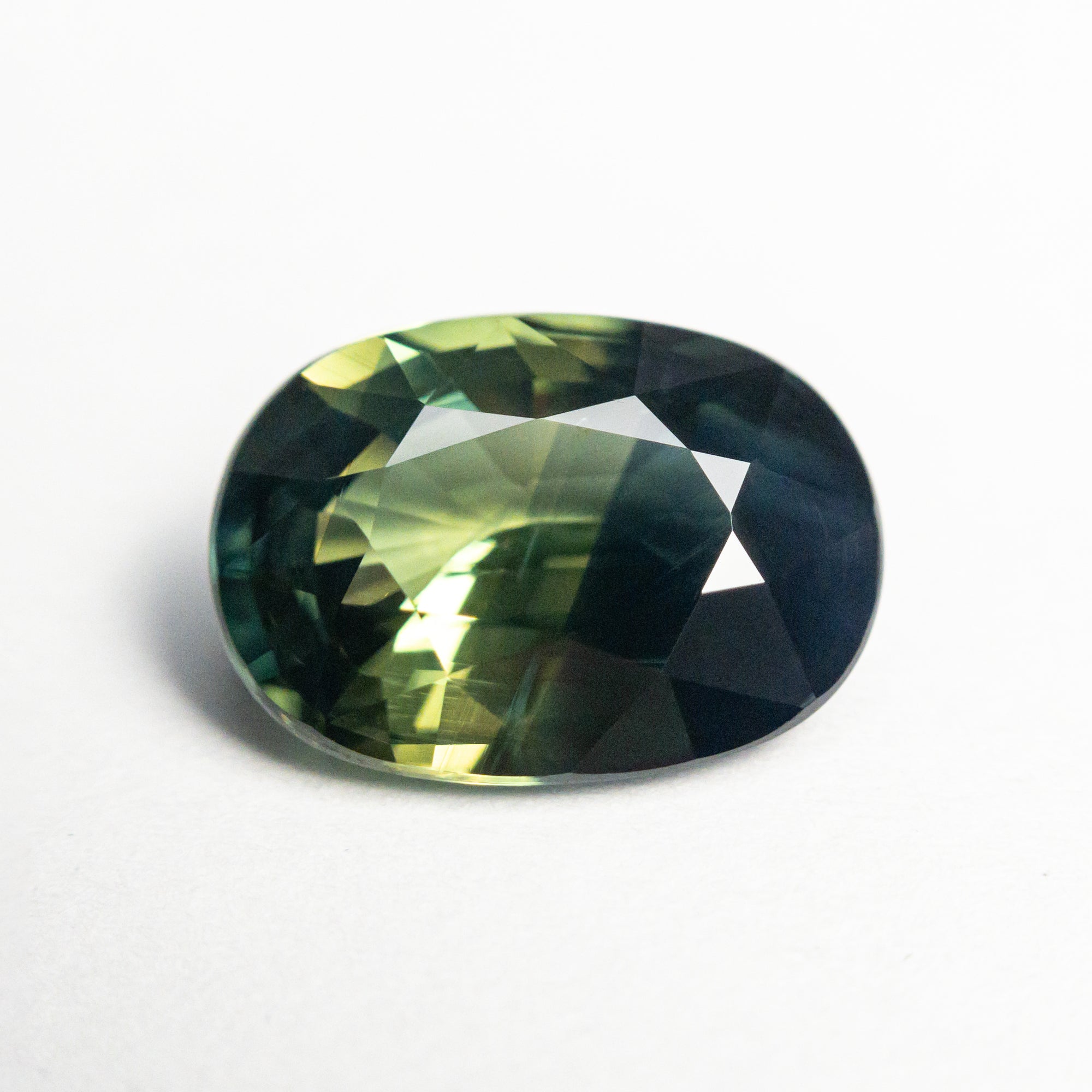 3.16ct 10.31x7.31x4.60mm Oval Brilliant Sapphire 25065-01