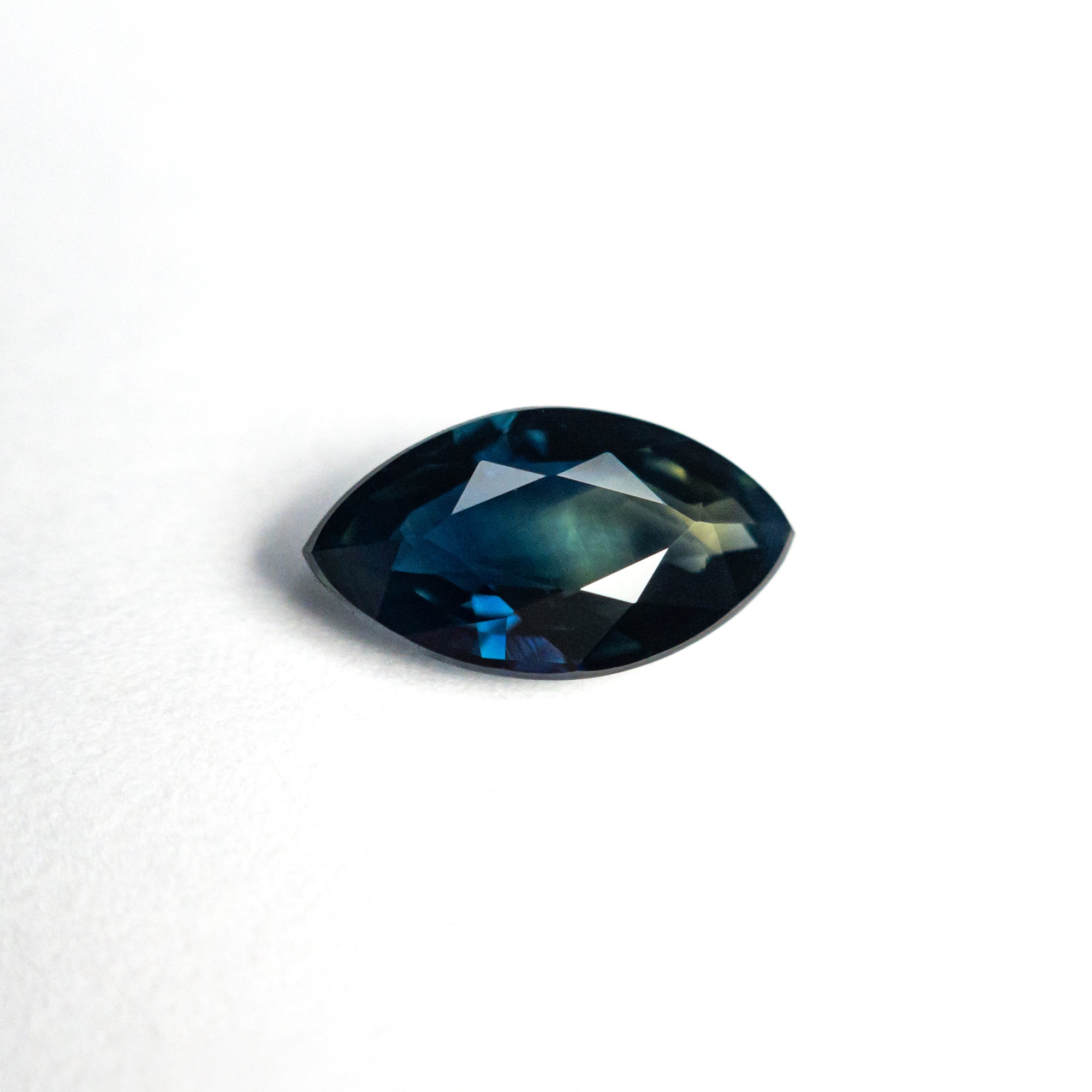 1.00ct 8.92x4.94x2.73mm Marquise Brilliant Sapphire 25204-08