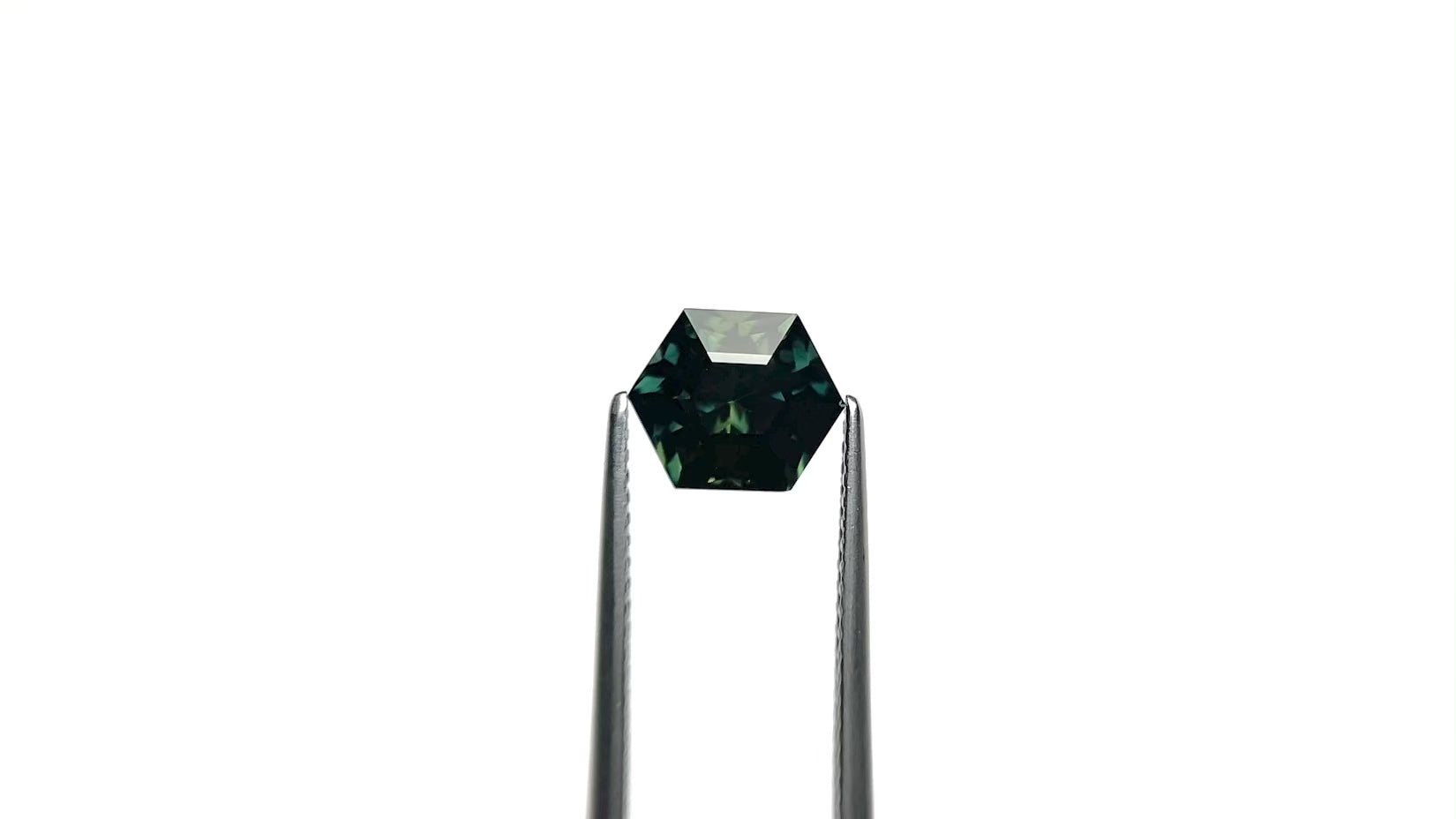 2.50ct 8.86x7.36x5.34mm Hexagon Step Cut Sapphire 25382-03