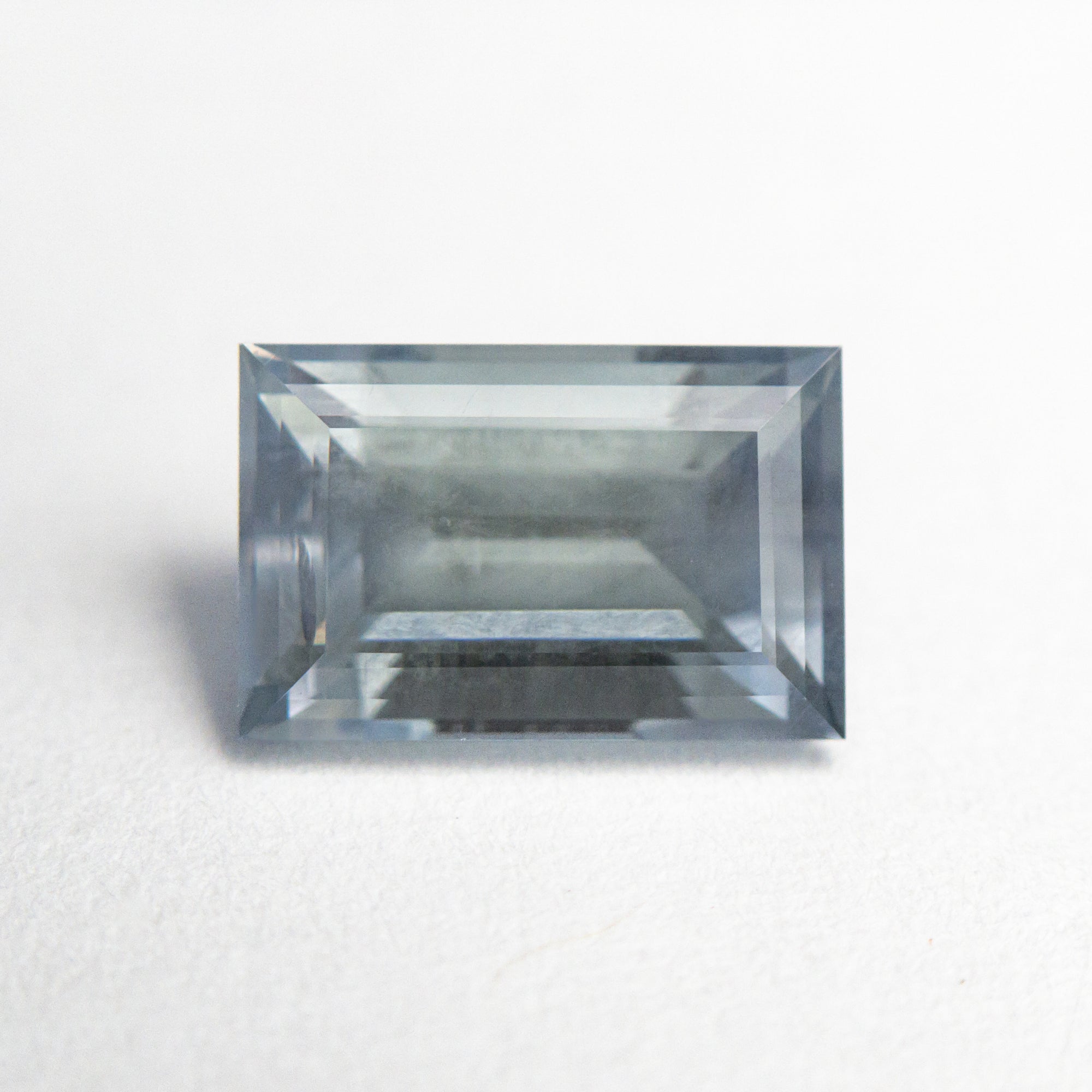 2.70ct 8.84x5.78x4.84mm Rectangle Step Cut Sapphire 22690-12